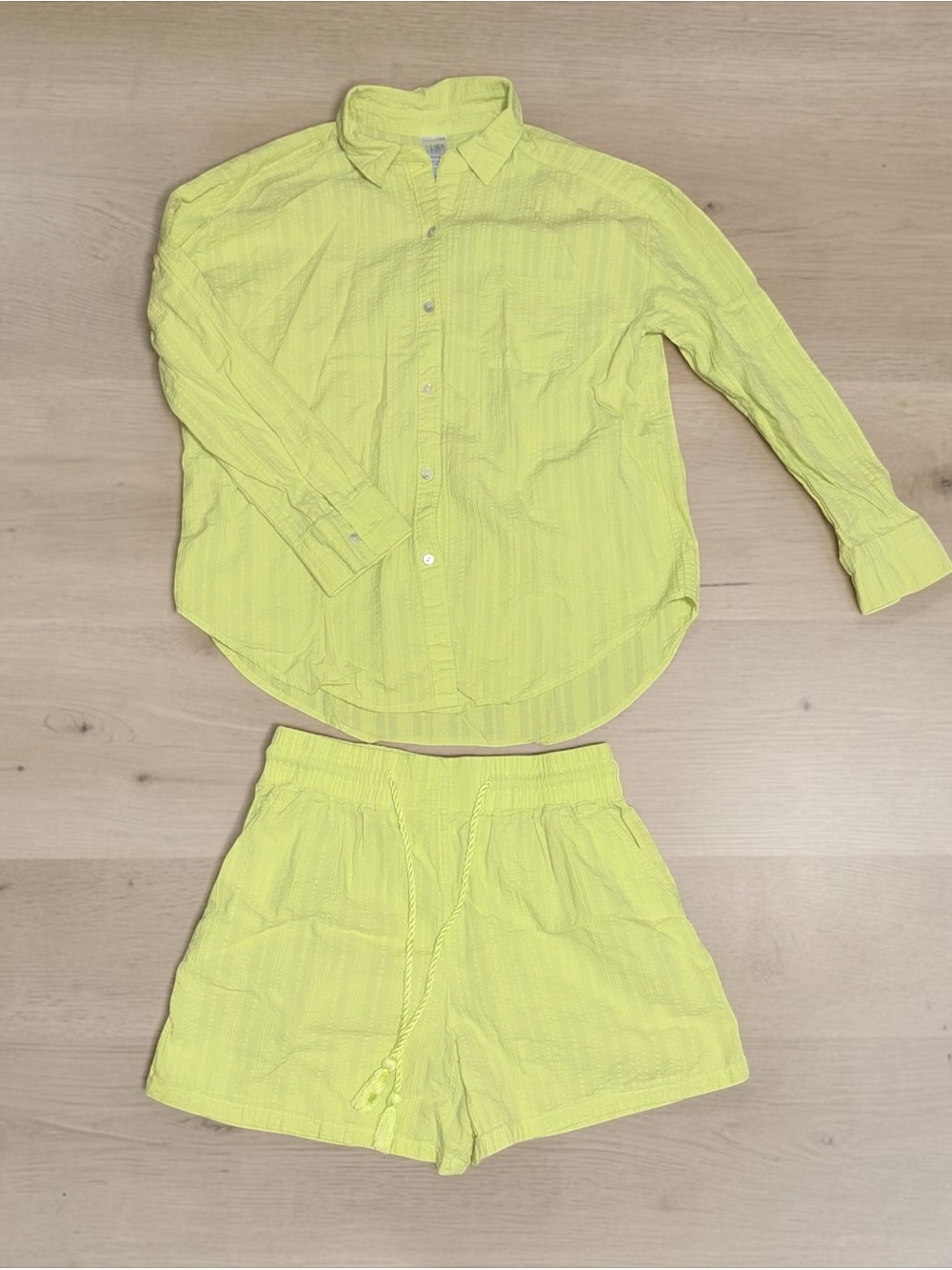 Time and Tru Women’s Yellow Two-Piece Set